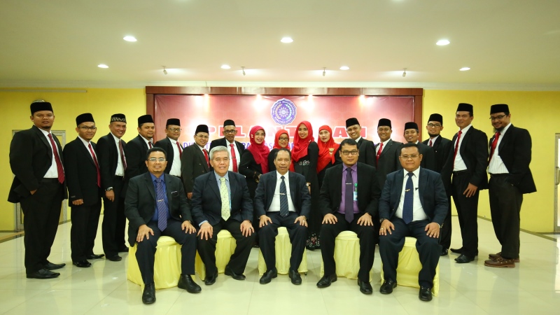 Rektor Lantik Direktur Pascasarjana dan Wakil Dekan Se-UMSU Periode 2017-2021